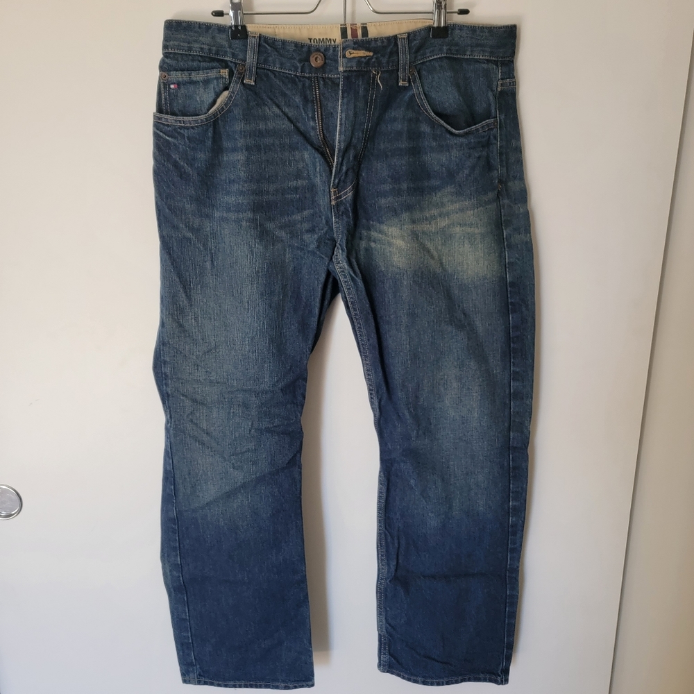 Tommy Hilfiger Men's Relaxed Jeans 32/30